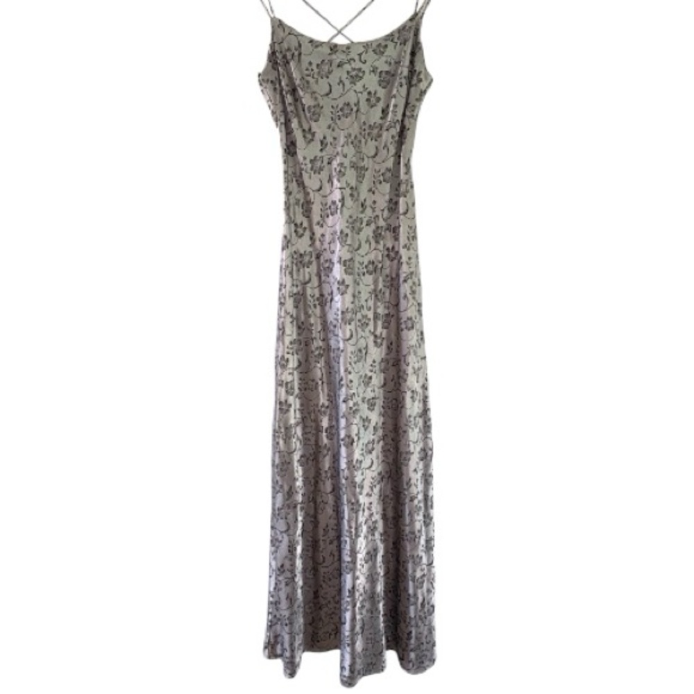 Steppin' Out Gray and Silver Floral Fabric